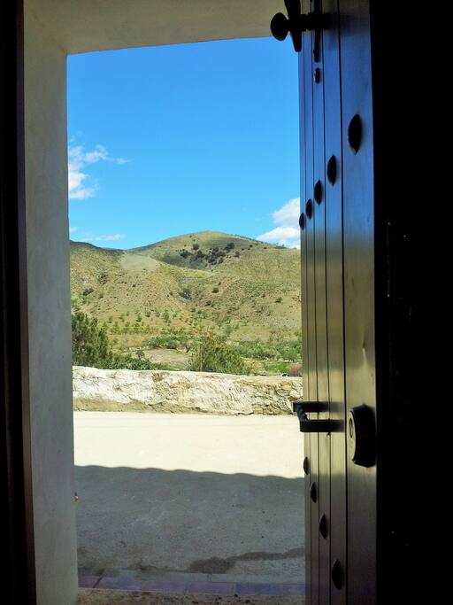 ENTRADA A CORTIJO