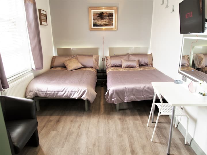 ห้องนอนหลัก