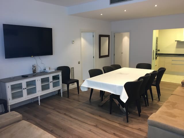 Autèntic Monumental 41