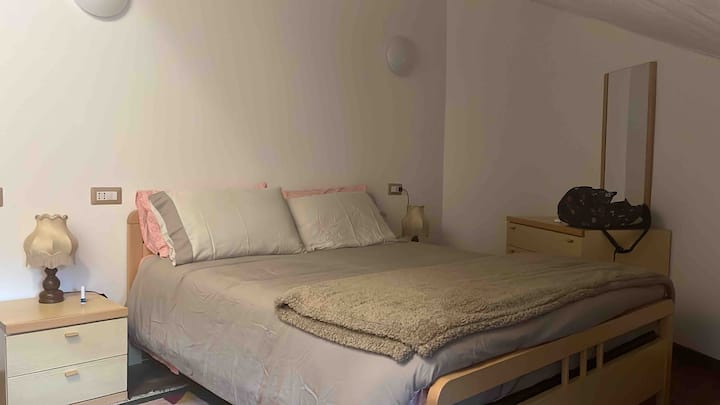 Двойна спалня с 3 легла 