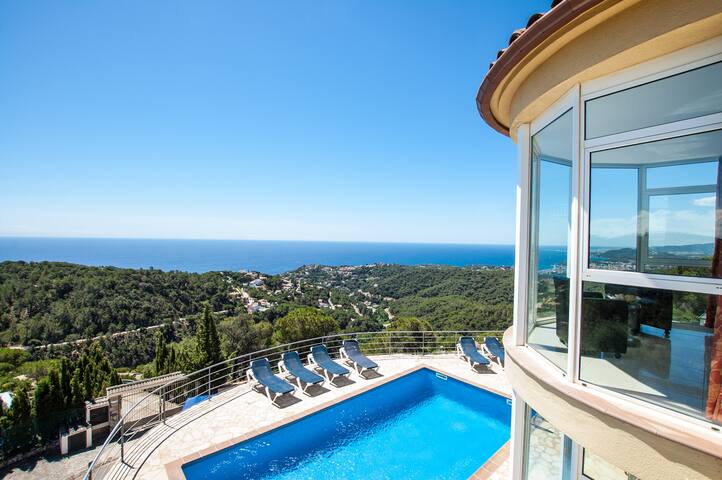 ★ CoastalVillas – Villa Dali ★ amazing sea views gallery image 5