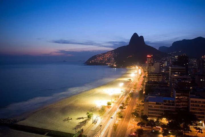 Best location of ipanema- Rent Room