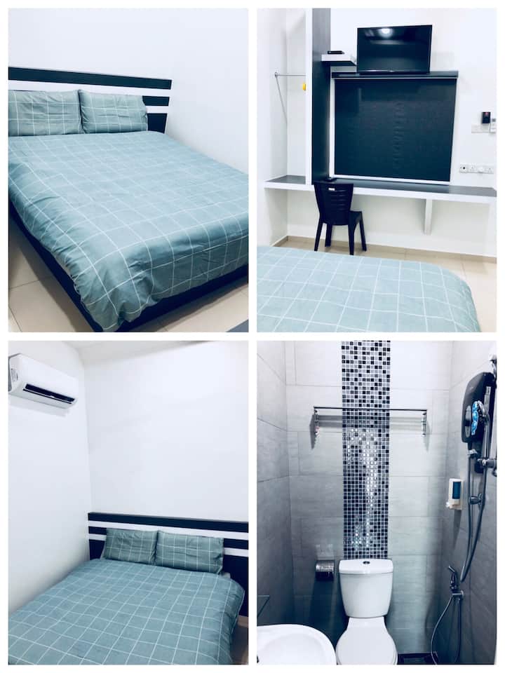 Teluk Cempedak Holiday Rentals & Homes Teluk Cempedak, Kuantan