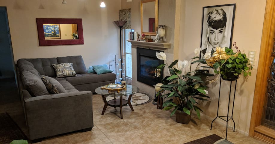 Three C's Place CozyCleanConvenient