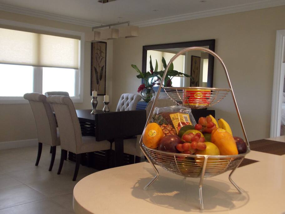 Breakfast bar