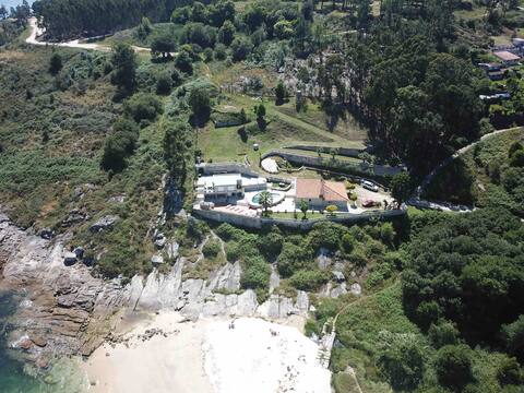 Limens Beach House