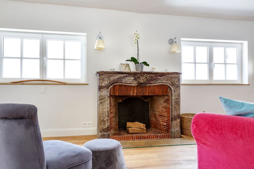 Fully functional fireplace