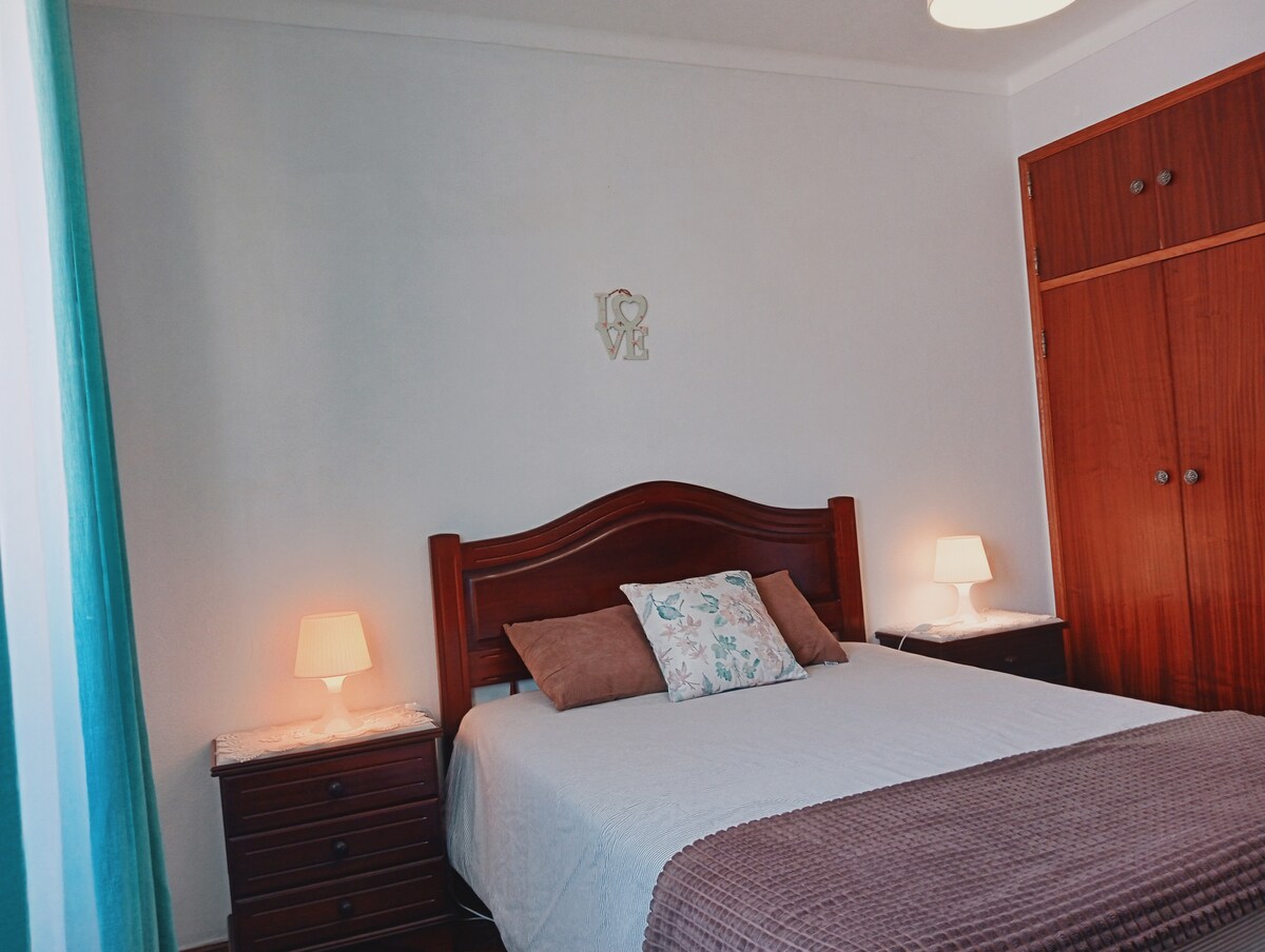 Стая с двойно легло