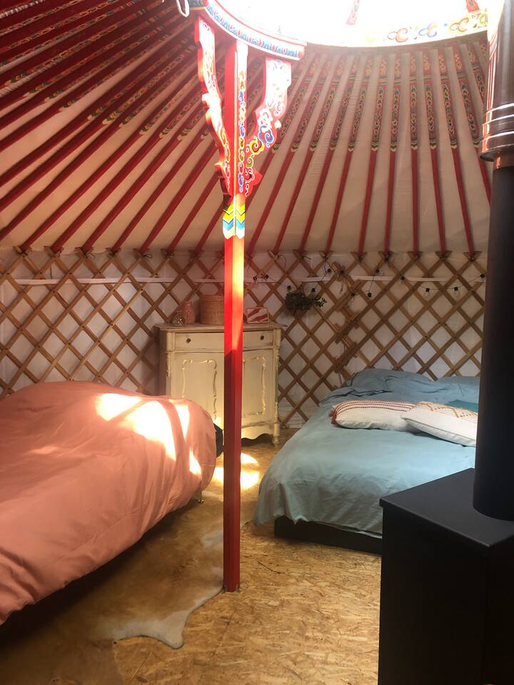 Sovesofa med topmadras til 2 ekstra senge