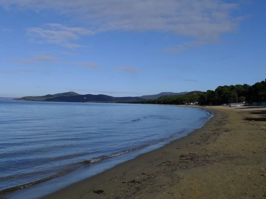 La spiaggia ( 15 minuti a piedi)
