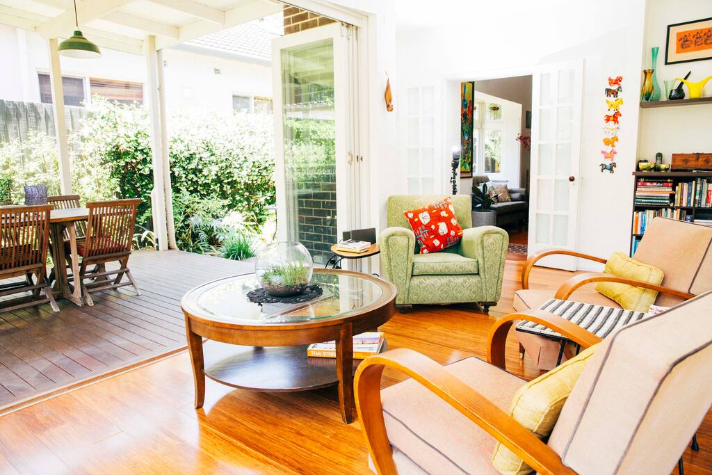Alfresco dining and BBQ