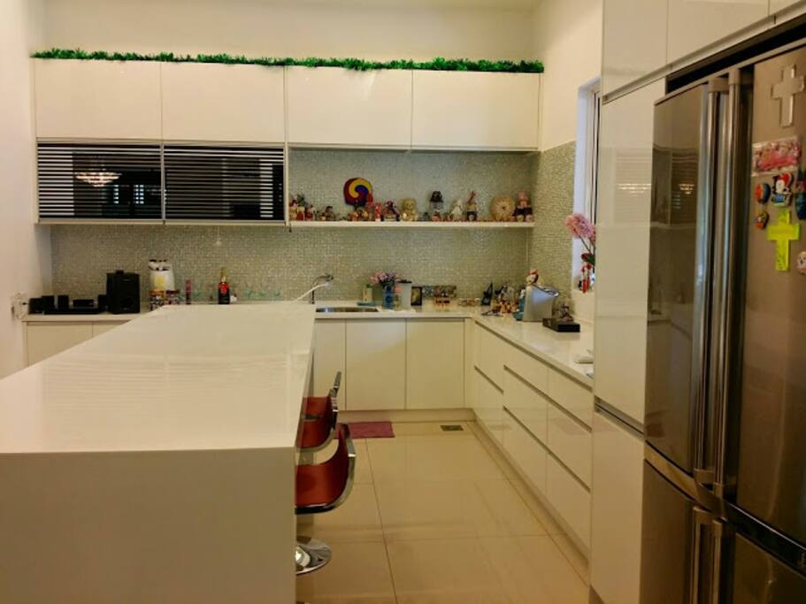 Dry Kitchen