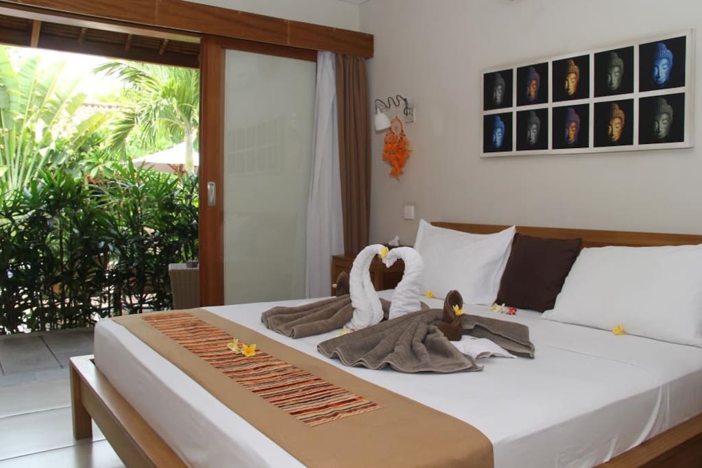 Deluxe Room 1