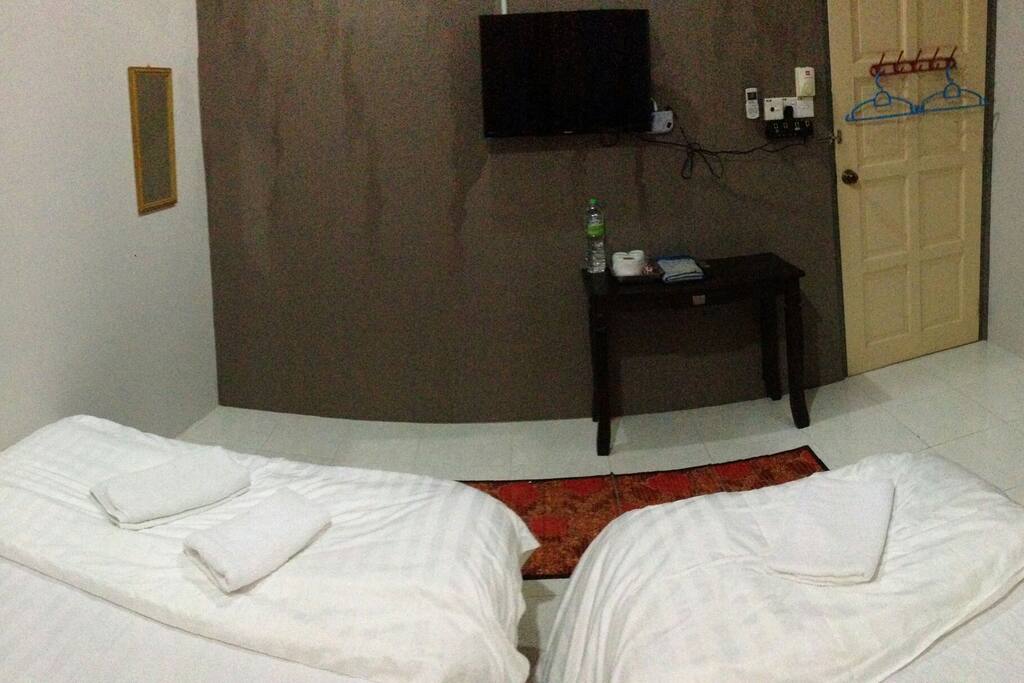 Bedroom with LED Tv and Cable Channel