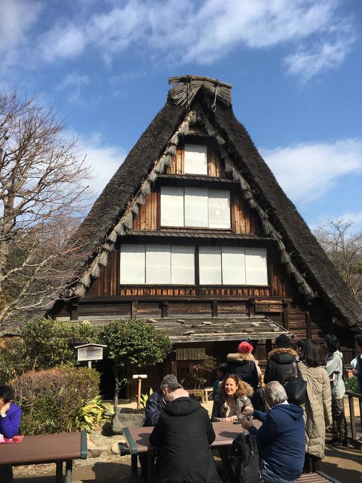 日本の民家散策 Airbnb