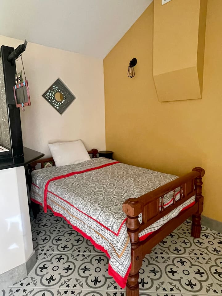 Dhomë gjumi 2