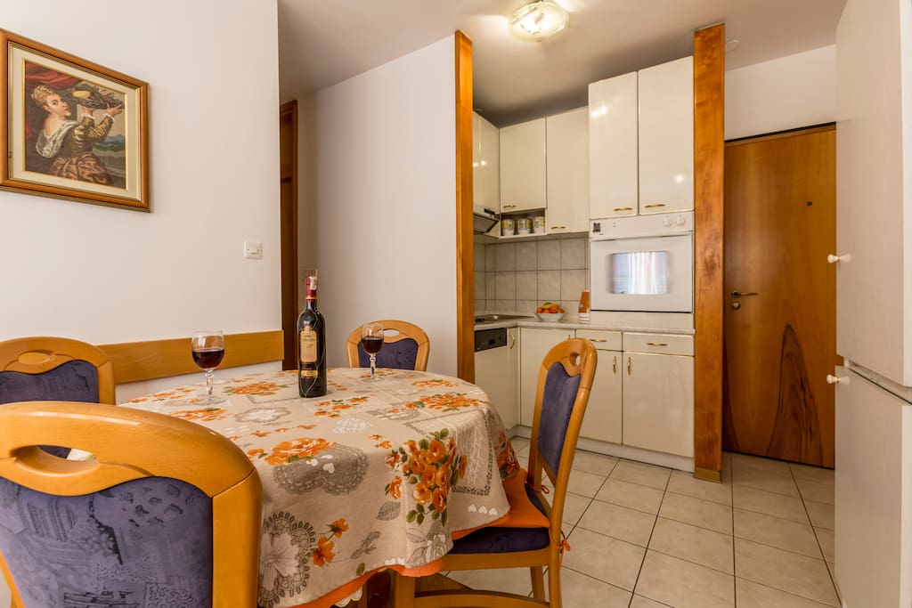 Small apartment is your place to stay in Split