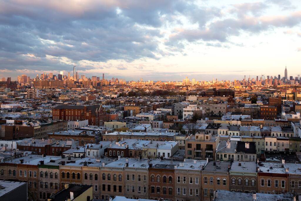 Amazing views of Brooklyn and Manhattan