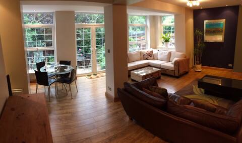 Luxury Garden Apartment