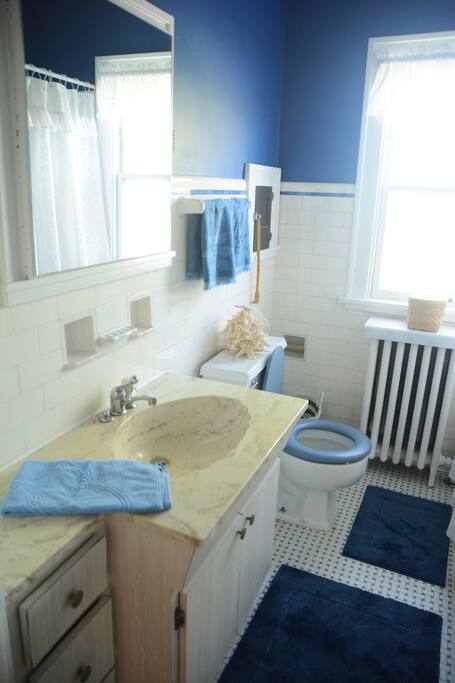 Upstairs Bathroom
