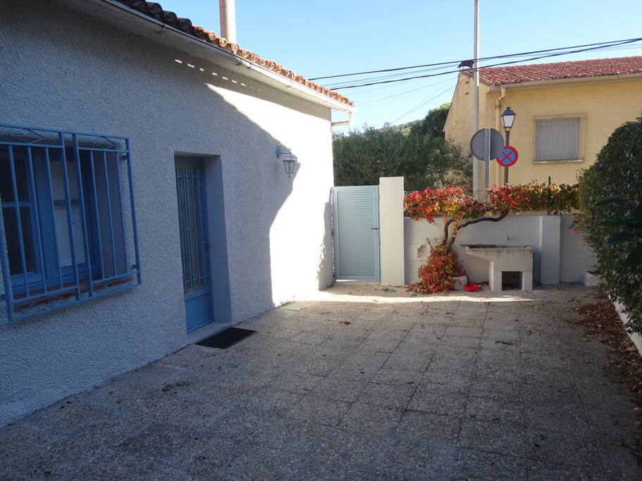 PATIO PRIVADO CON BARBACOA