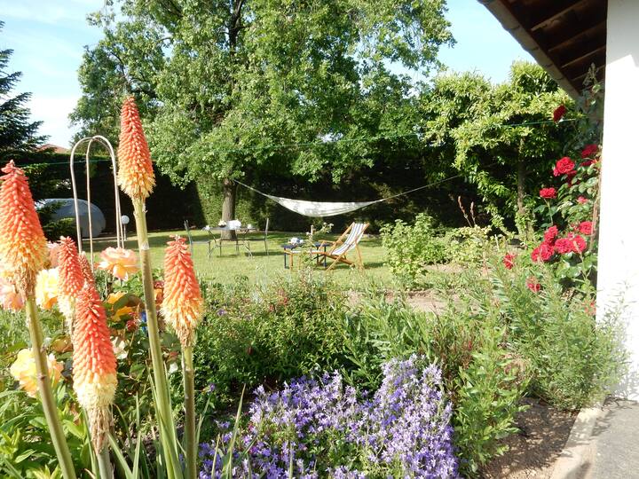 Le Clos de Musset, 1 ch-télé-jardin-parking + ...