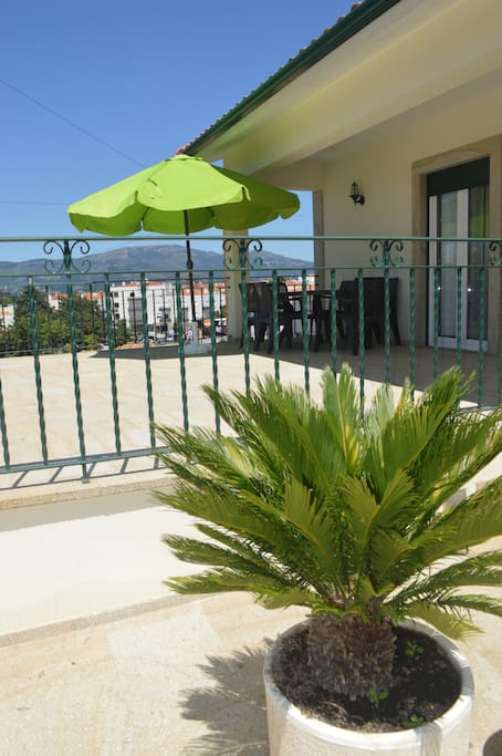 Vista da entrada da Casa límia