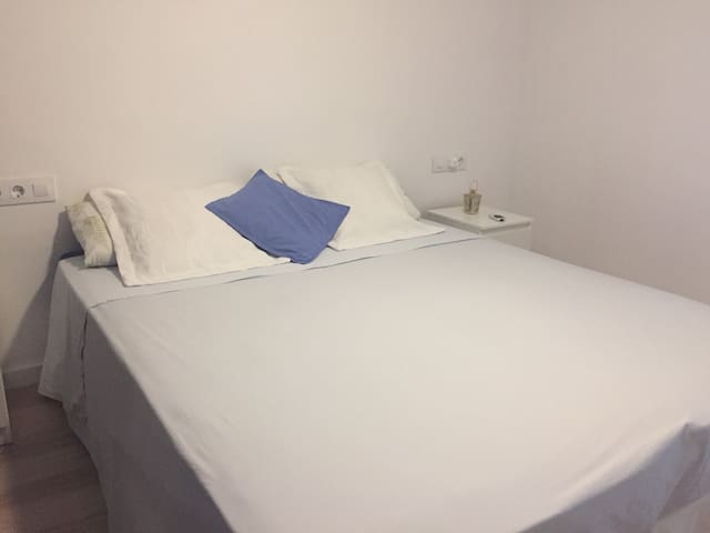 Port bo -WiFi-parking- 1a linea disponible jul-ago gallery image 2