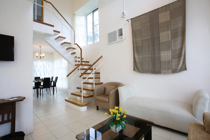 Tagaytay Resthouse Villa 2 With Pool (2 Of 6) - Alfonso