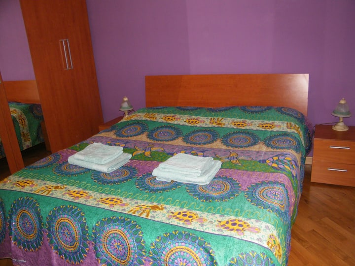 stanza da letto patronale con balcone privato