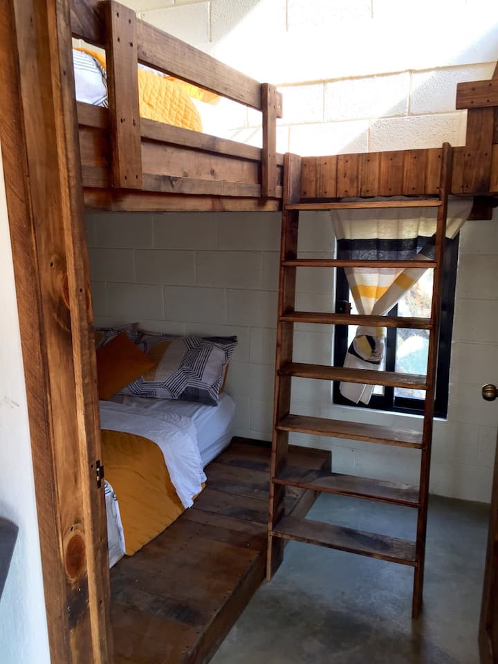 غرفة النوم 2