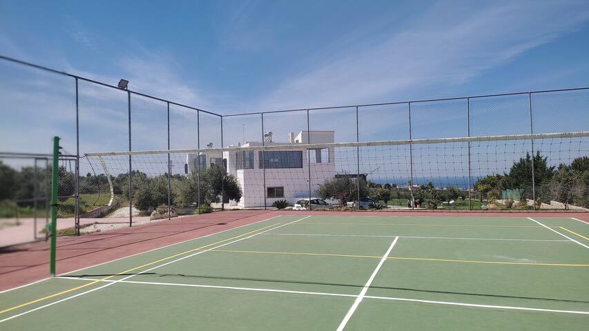 Tennis*Pool+Hydromassage *Walk Taverna&Supermarket gallery image 4