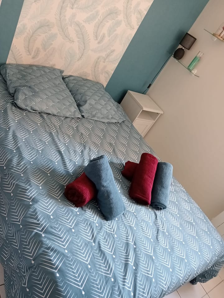 Lit 2 plazas 140x190cm 