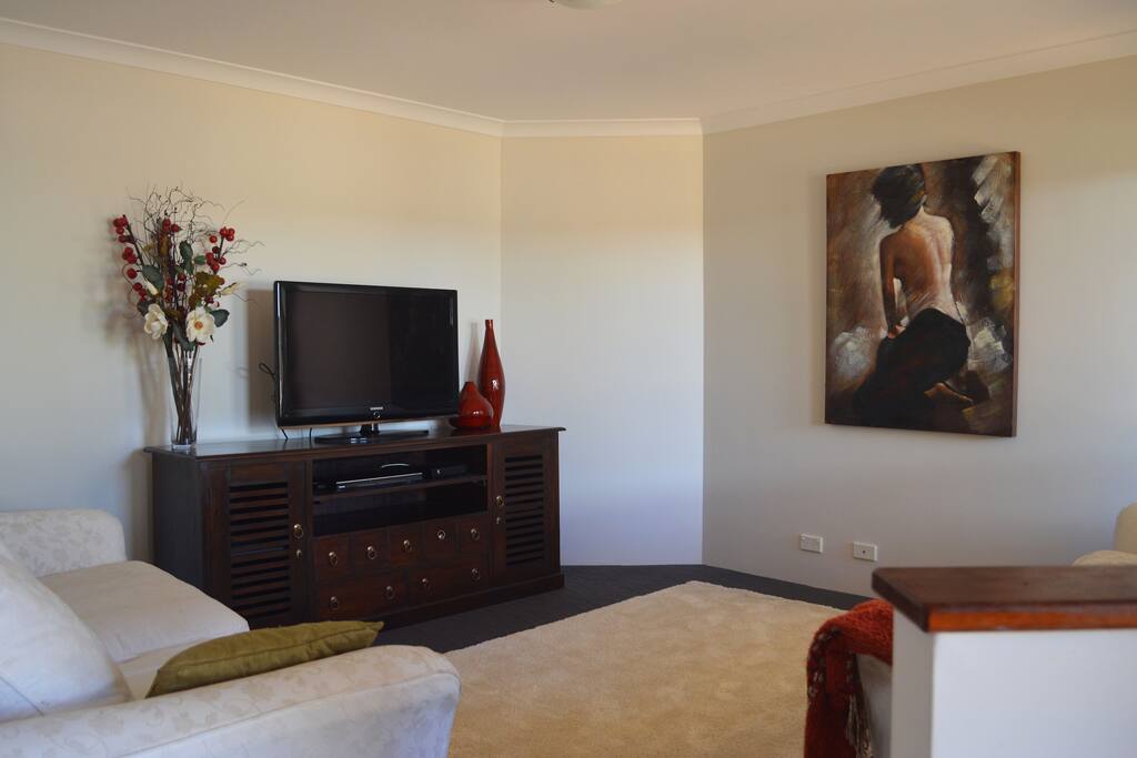 Front Lounge