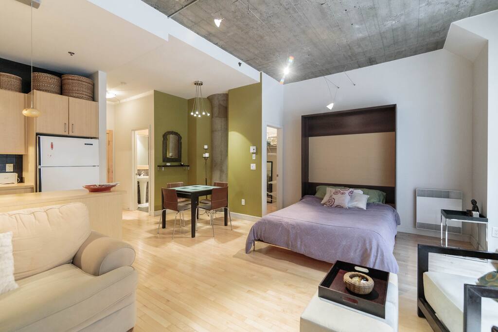 Queen Bed with Orthopedic Mattress