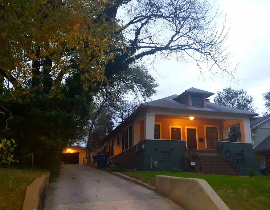 Long driveway, accommodates 4 cars cars