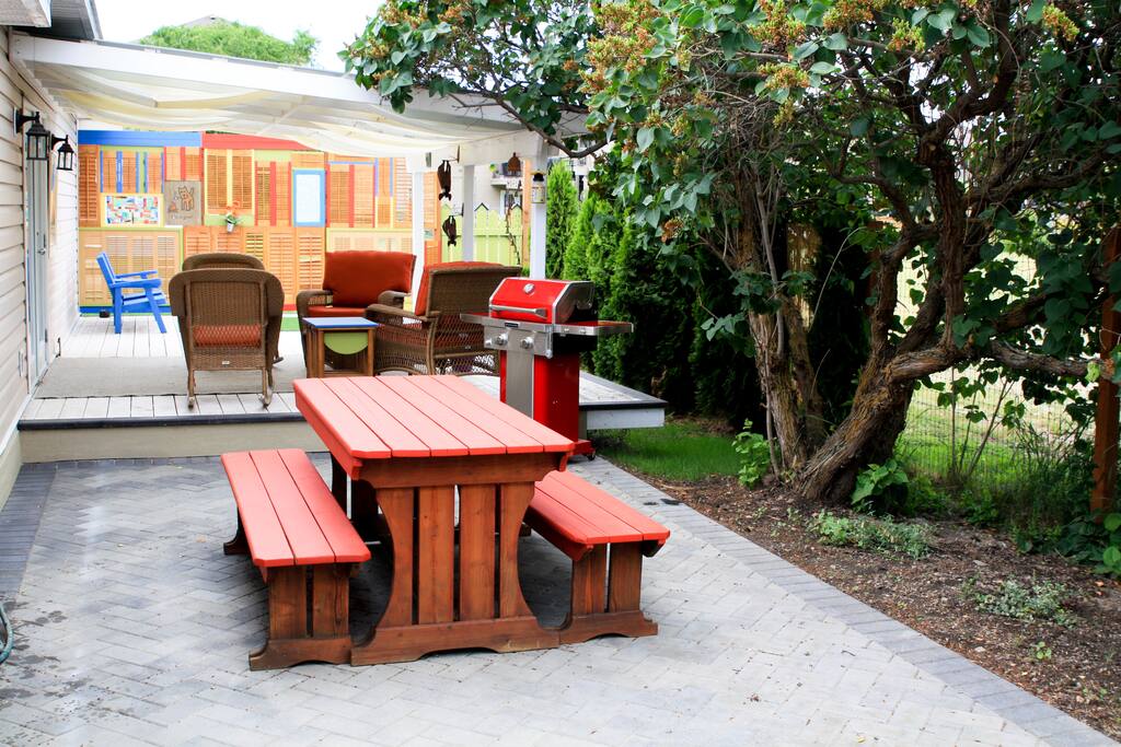 Covered private deck and patio with BBQ