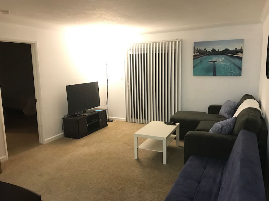 Living Room pt. 2