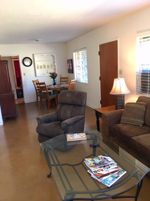 Living/Dining Area