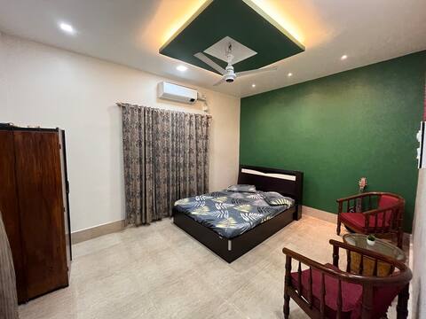 The castle Inn 2BHK

with 2 attached bathrooms&2AC