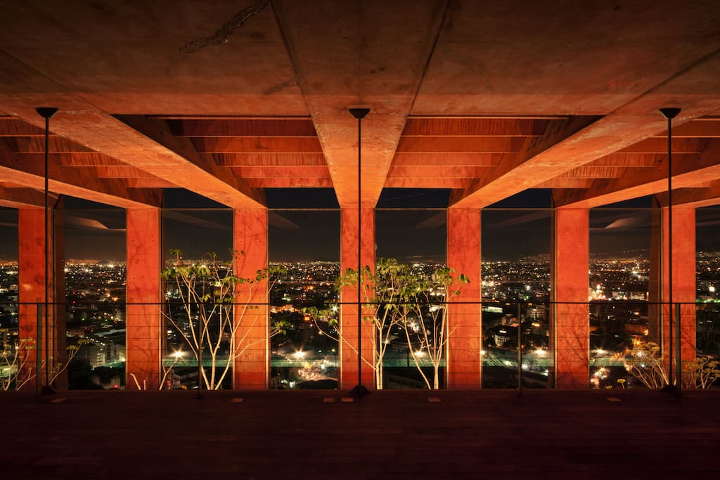Breathtaking view from the rooptop pool/Spa.