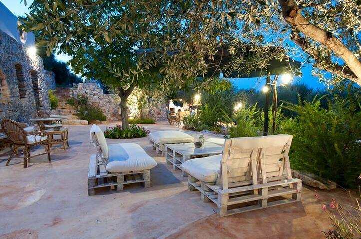 Trulli Ostuni with private pool gallery image 5