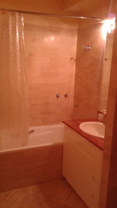 salle de bain/wc spacieuse...