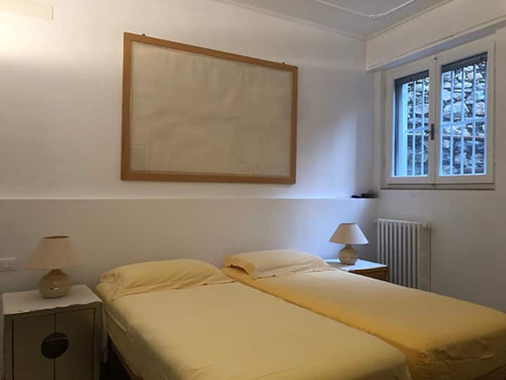 Камера 2 - двокреветна соба2