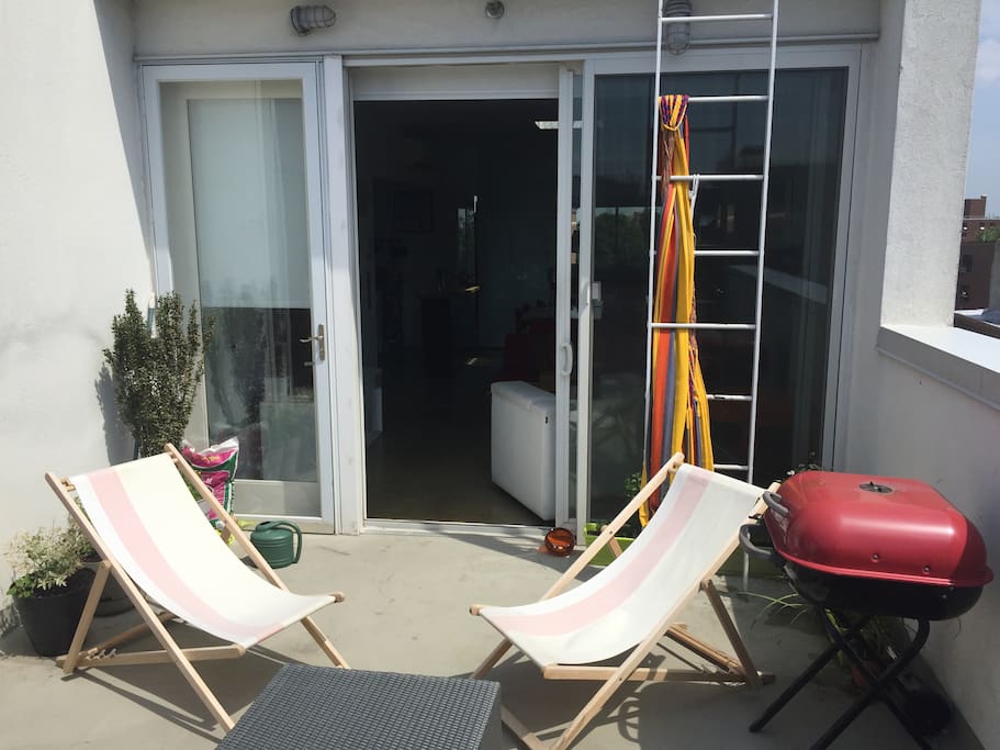 Private deck and roof access