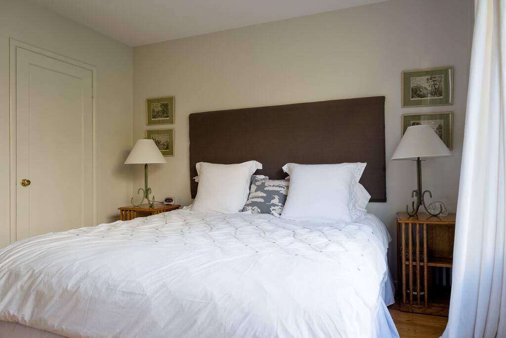 Hotel quality King size bed