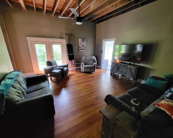 Derbyfarm House 17 Minutes From Churchill Downs. - Louisville, KY