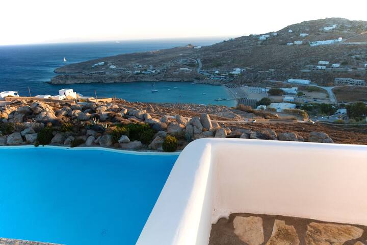 Chef included by Fantasia Villas: Paradiso 10 bdr gallery image 4