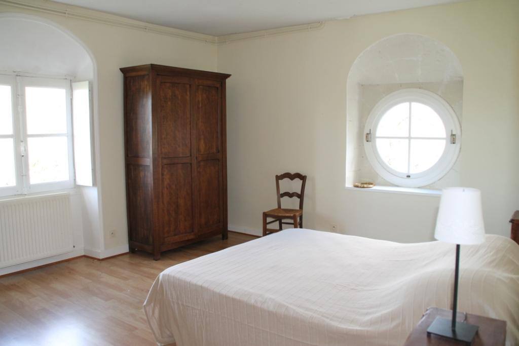 Première chambre (1 lit double)