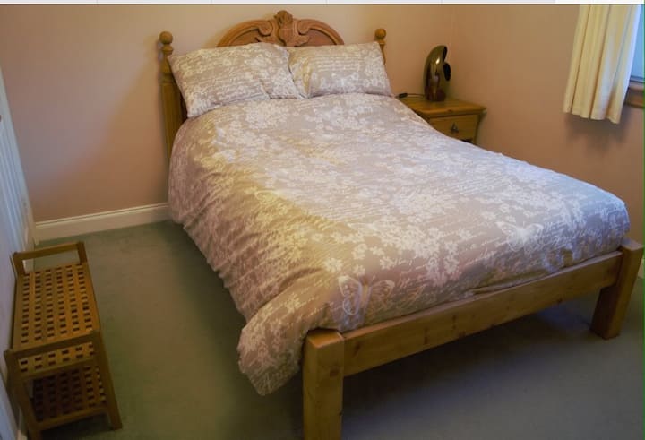 საძინებელი 1